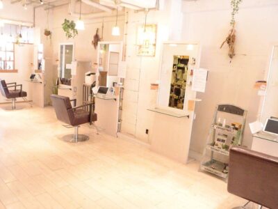 Lilly hair design_求人画像